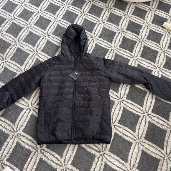 Heated jacket - Picture 1 of 3
